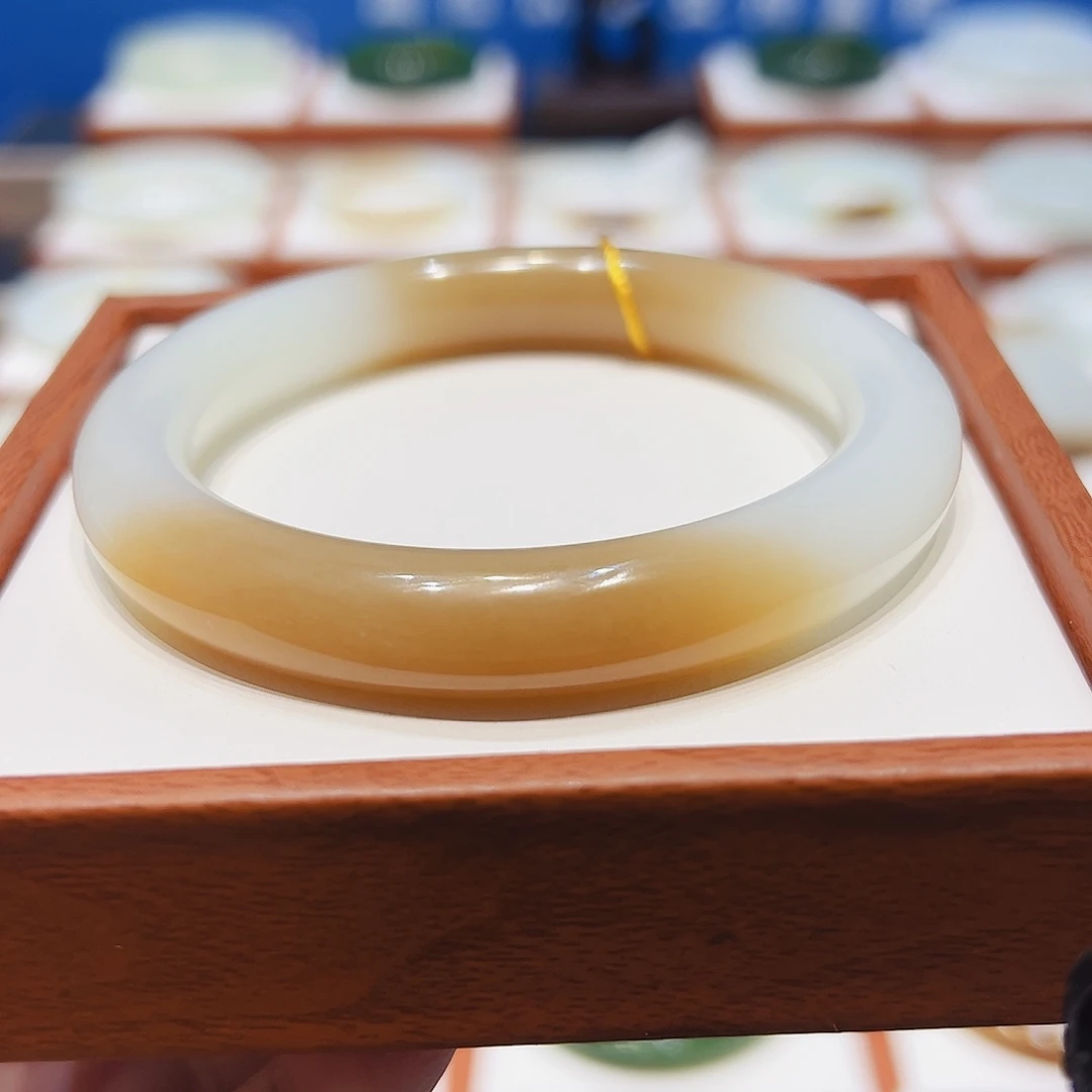 和田玉未镶嵌手镯天地糖6061