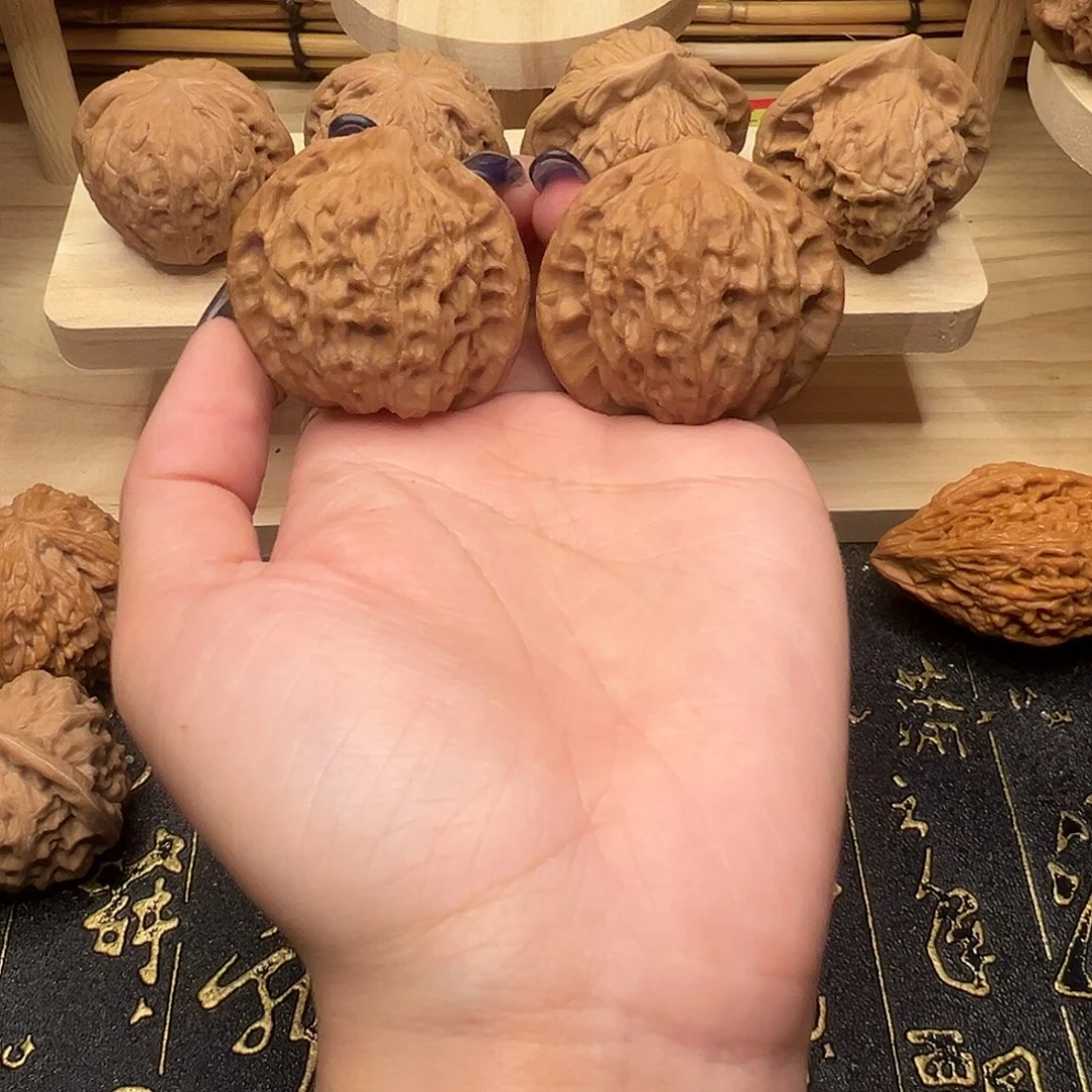 把件桃核崔凯公子帽41手把件