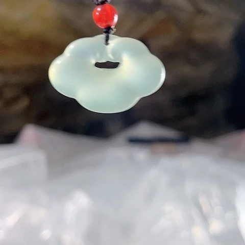 蛇纹石玉未镶嵌珠宝奇石