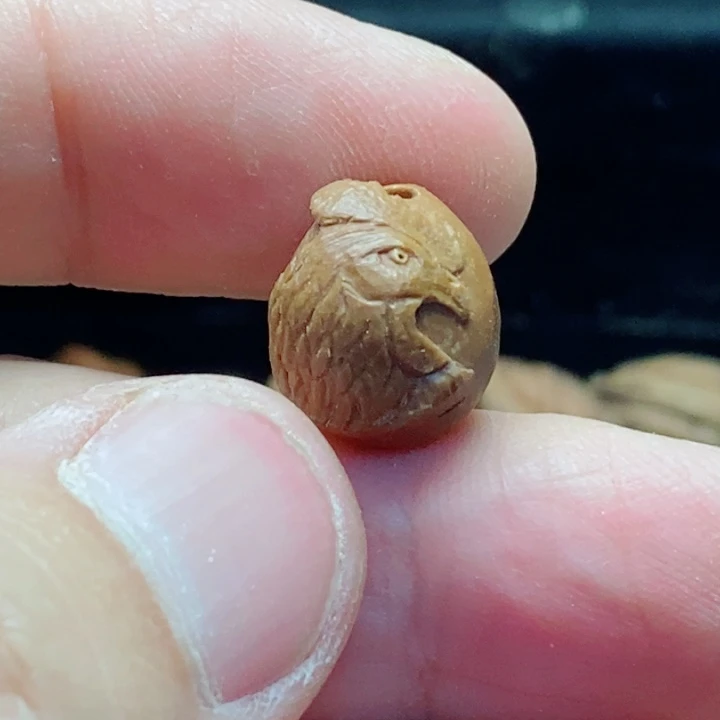 百**城纯手工定制生肖鸡圆珠