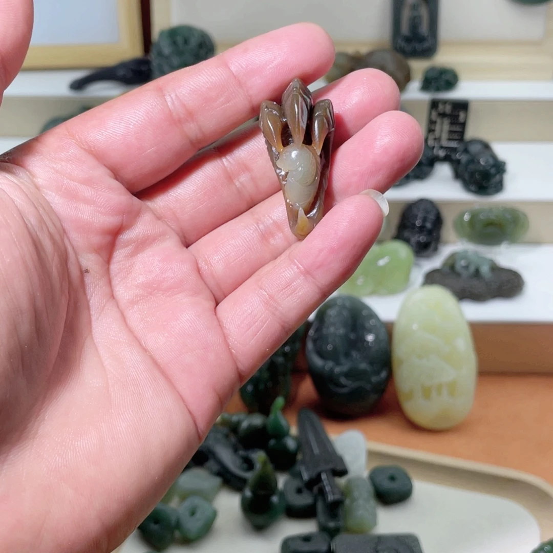 钟***馗颈饰未镶嵌和田玉