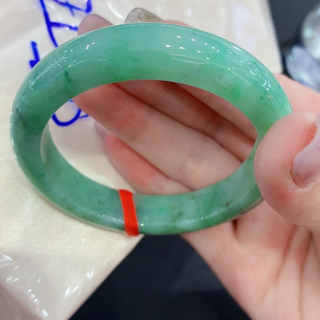 翡翠未镶嵌手镯天然缅甸翡翠手镯56