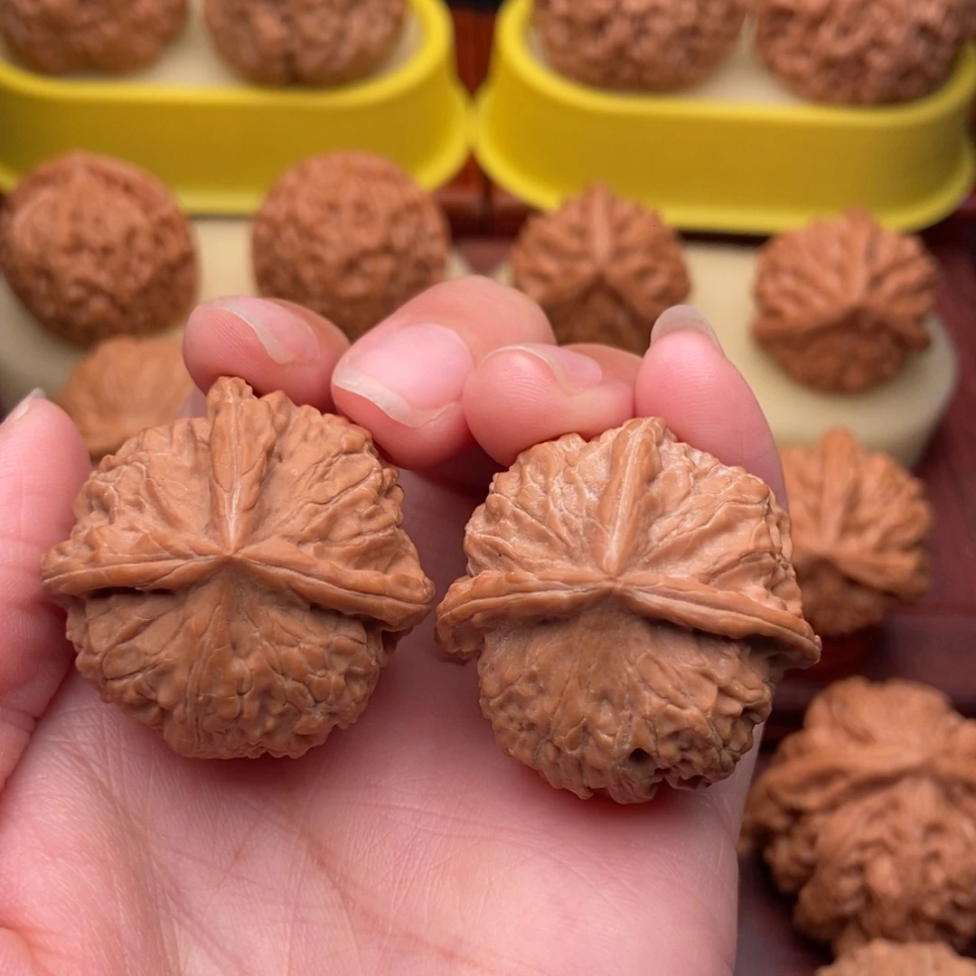 桃核把件野生粗筋三棱34