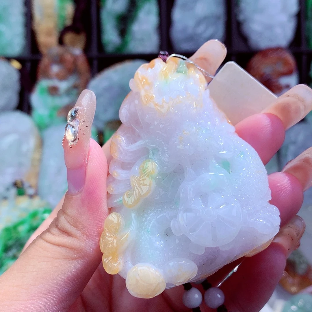 翡翠未镶嵌颈饰挂件