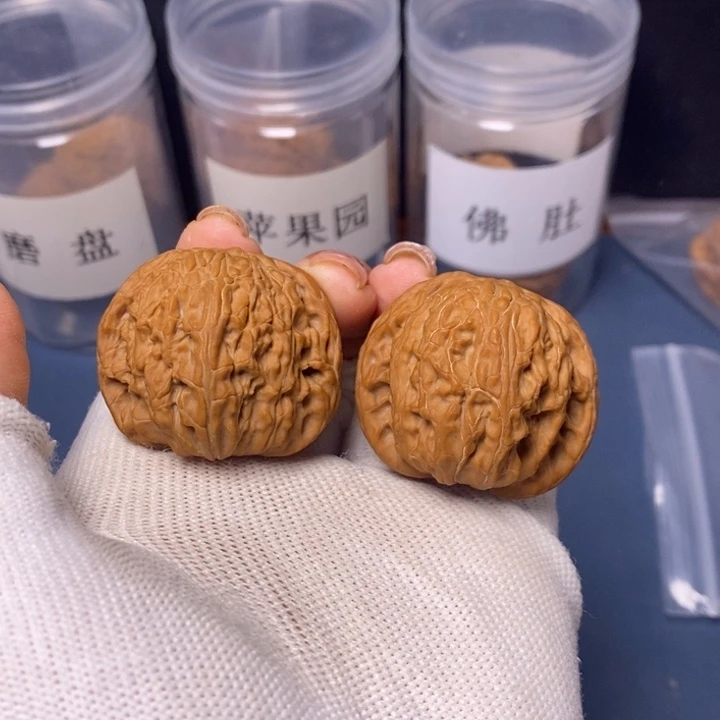 H***文玩核桃把件38磨盘