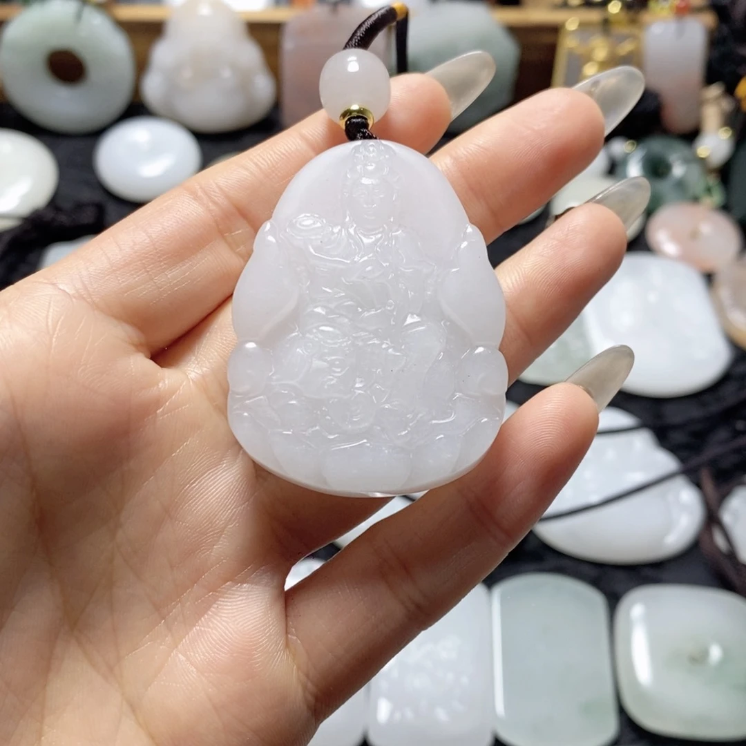 石英质玉颈饰未镶嵌