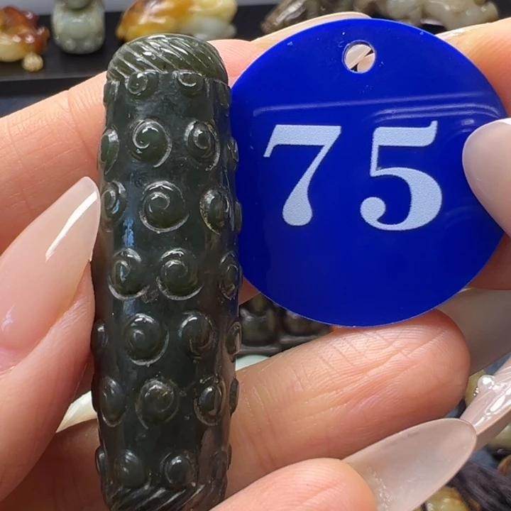 和田玉（糖玉）未镶嵌挂件