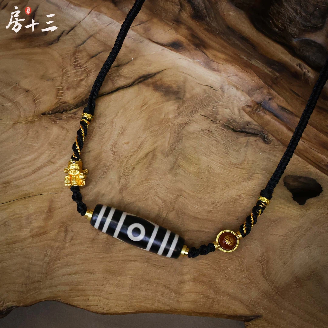 【十三专属】新款黑·白三眼玛瑙锁骨链