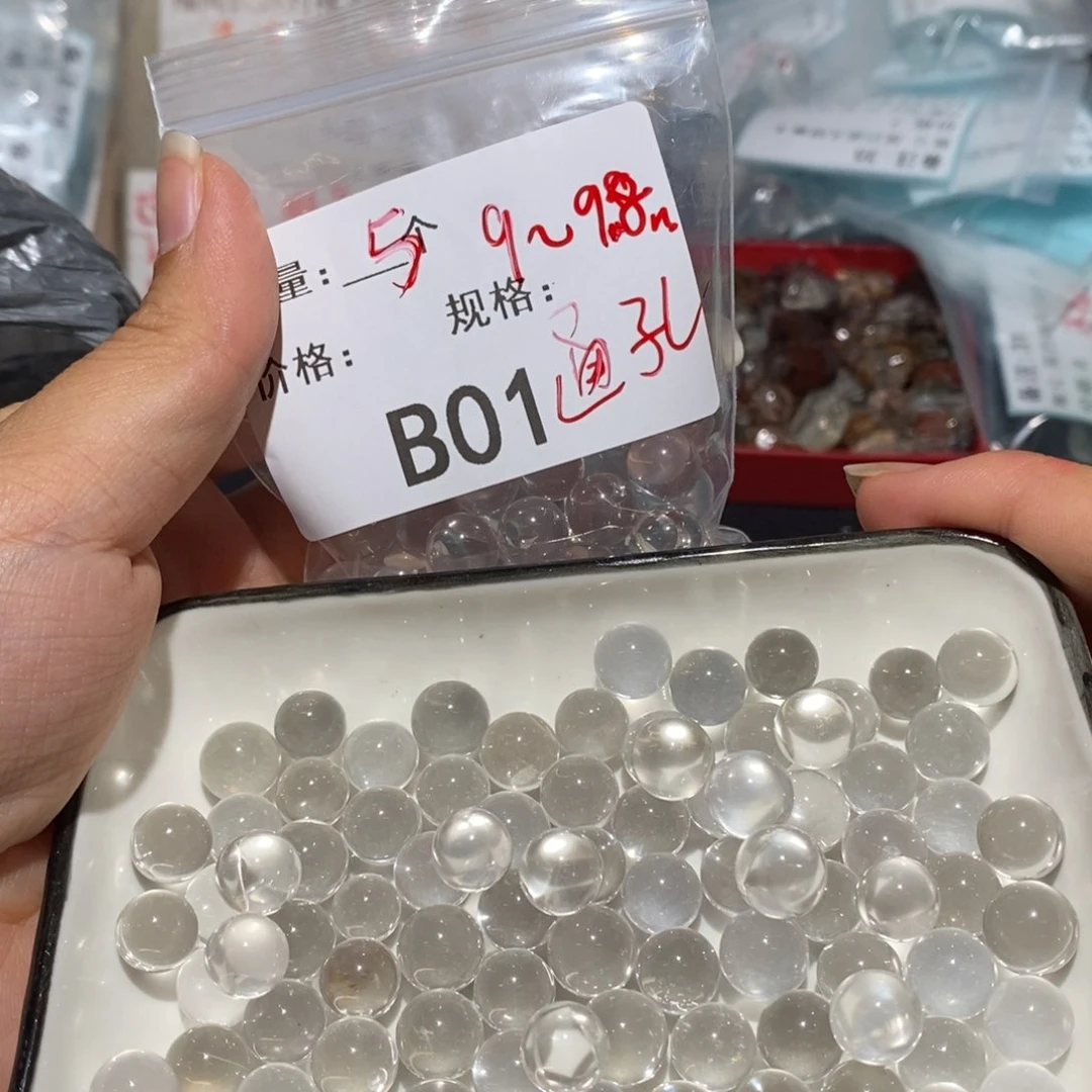 未镶嵌颈饰水晶多样化大小不一发5个01