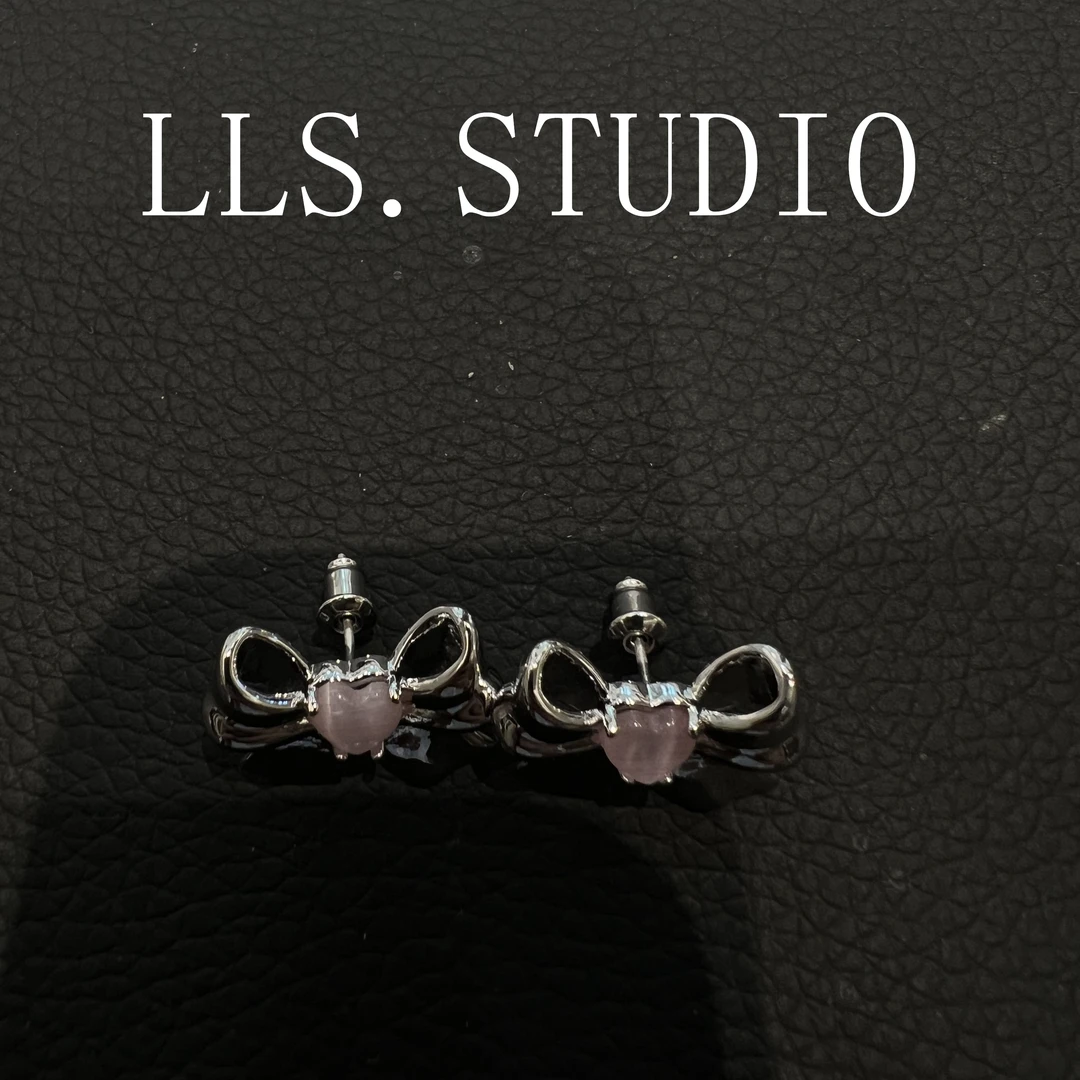 s925银针锆石耳饰 粉心  7112