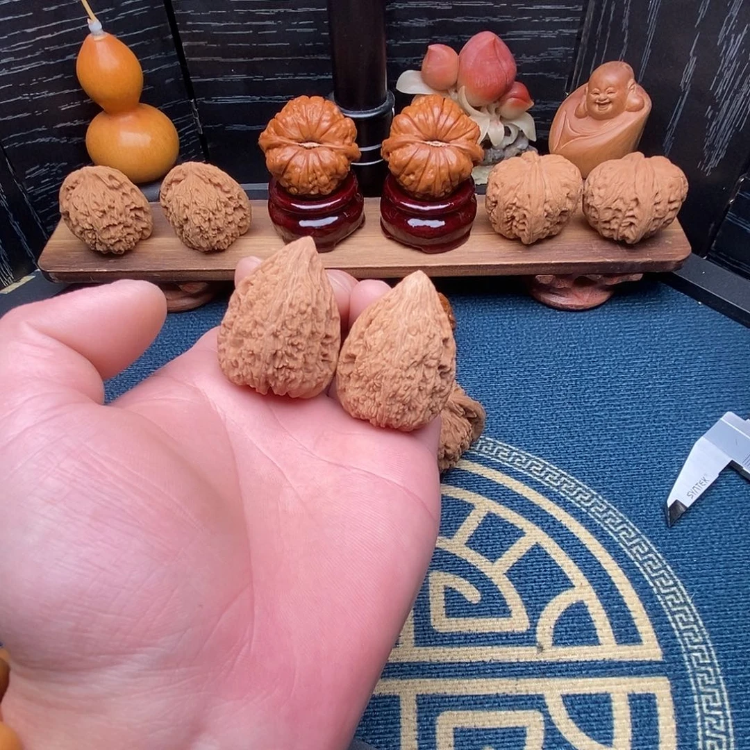 天****文玩核桃吊坠塔尖32尺