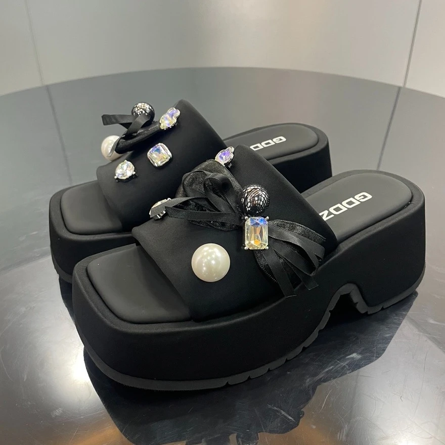 中跟耐脏百搭休闲高跟外穿黑色女鞋一字拖方头水钻GD-250515