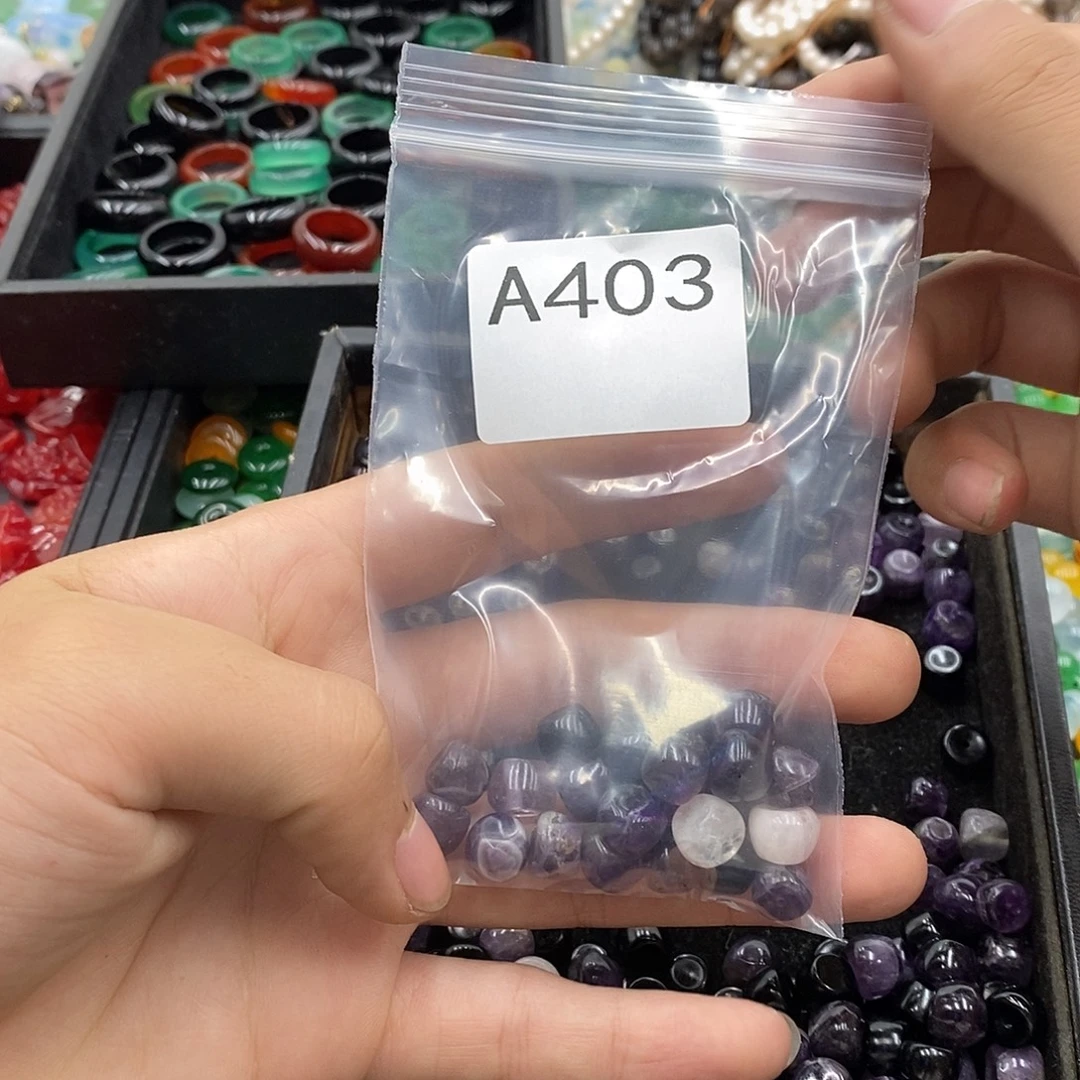起***了合金颈饰玛瑙/玉髓