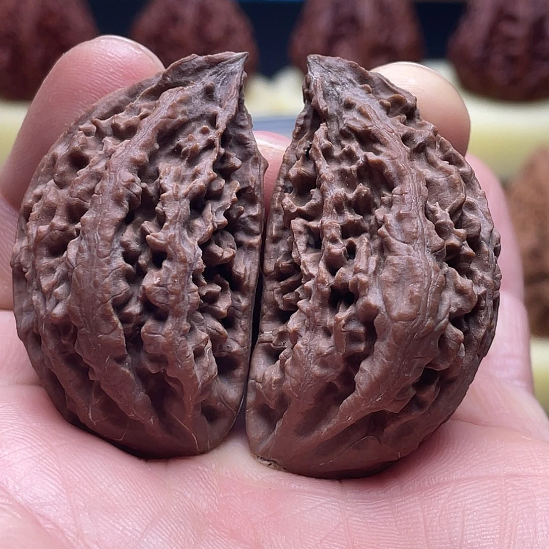 猴头核桃吊坠精品半壁文玩核桃22号