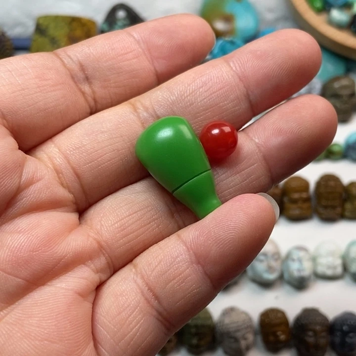 南红玛瑙未镶嵌颈饰