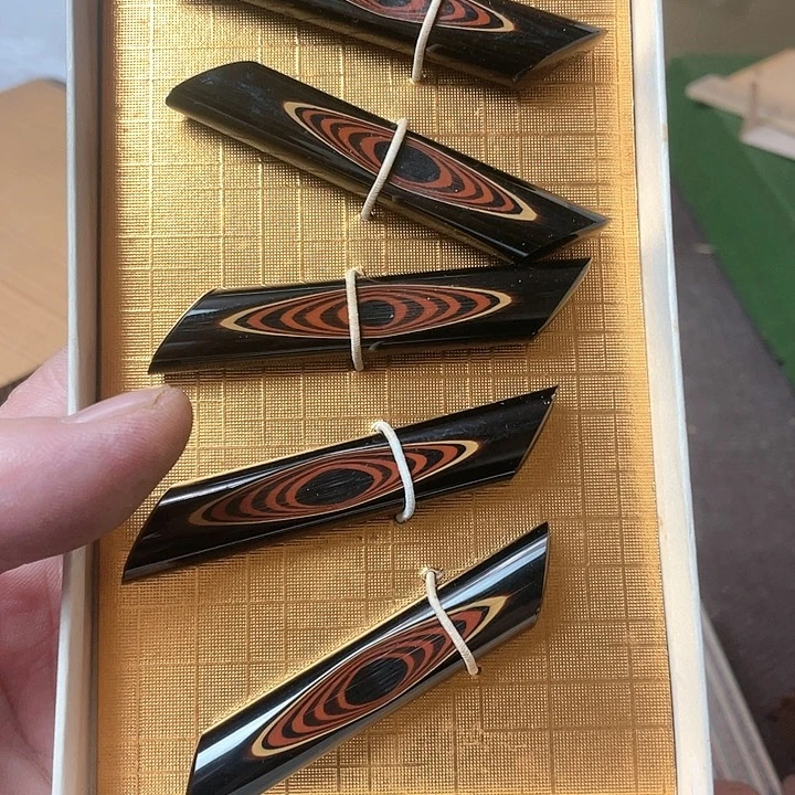 瓷片哈哈哈哈哈哈加