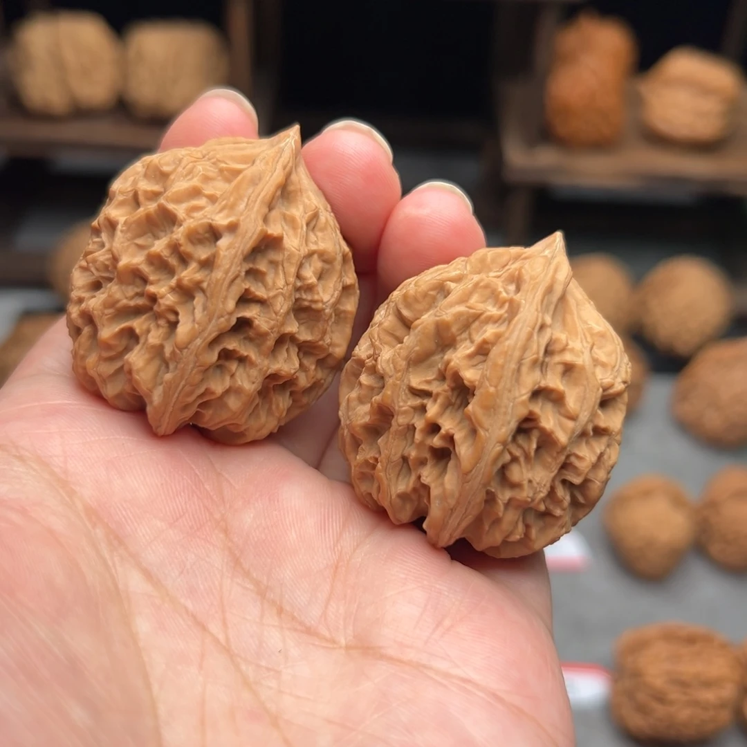 文玩核桃吊坠7号老款鸡心37.37.43