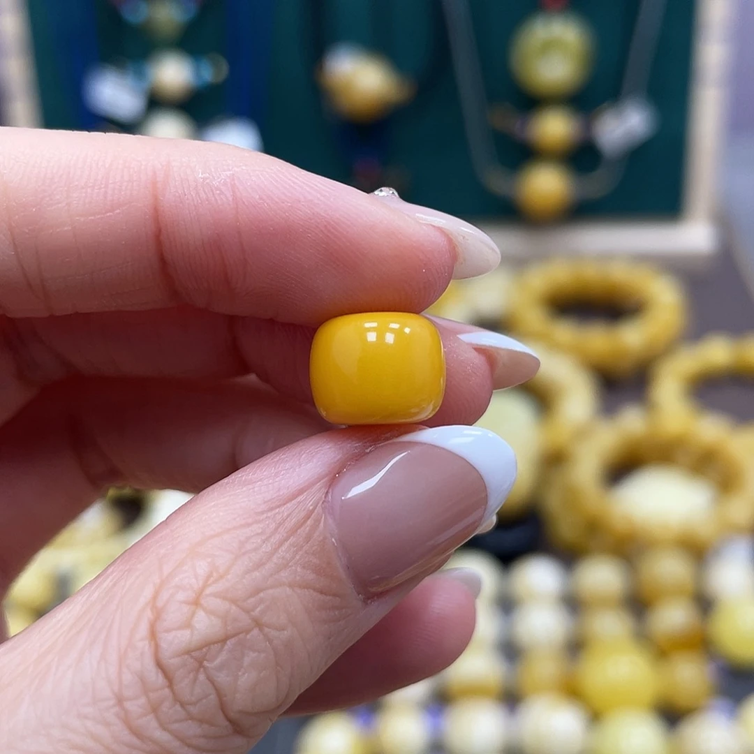 未镶嵌蜜蜡裸石10.5*8.5mm