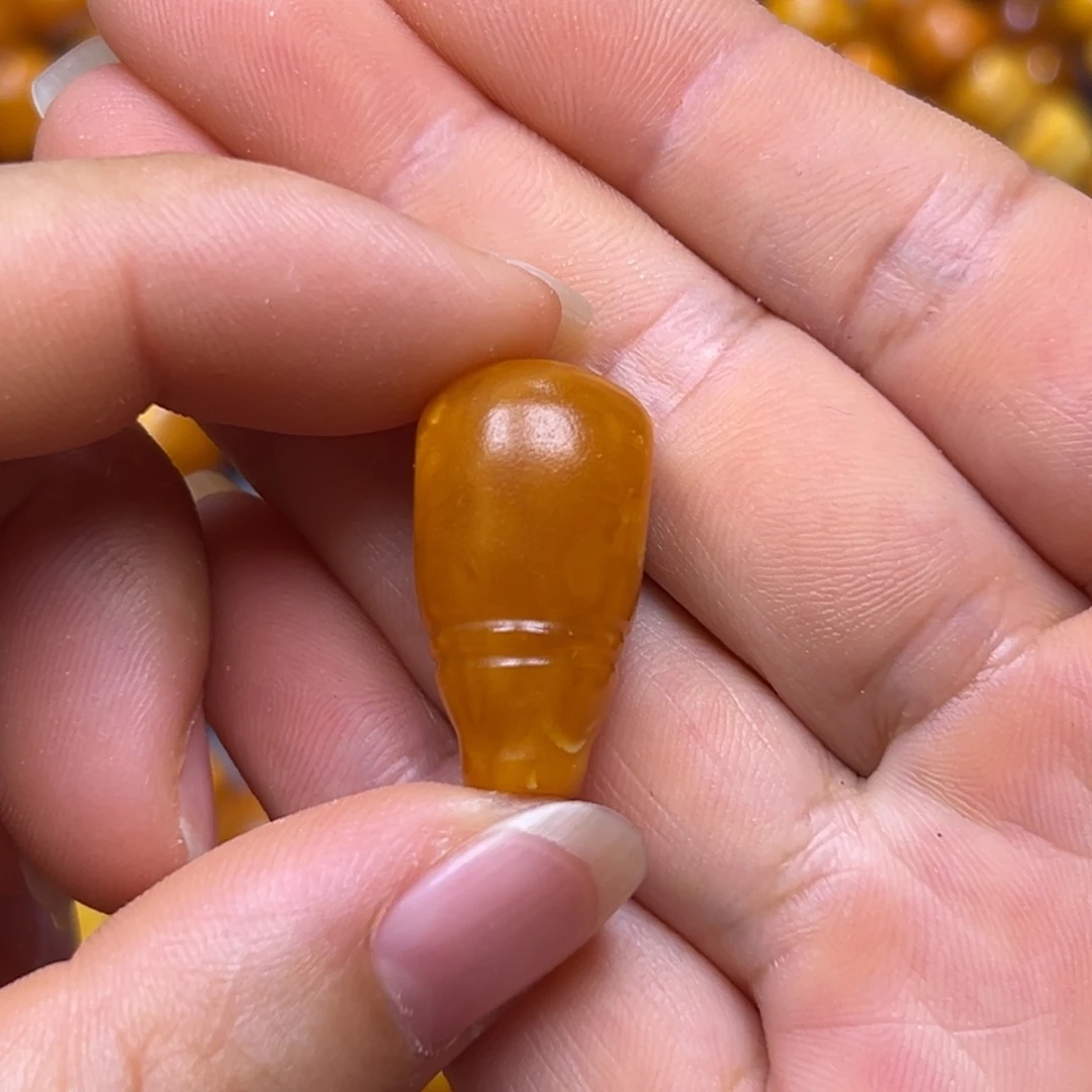 蜜蜡吊坠(不含链)未镶嵌