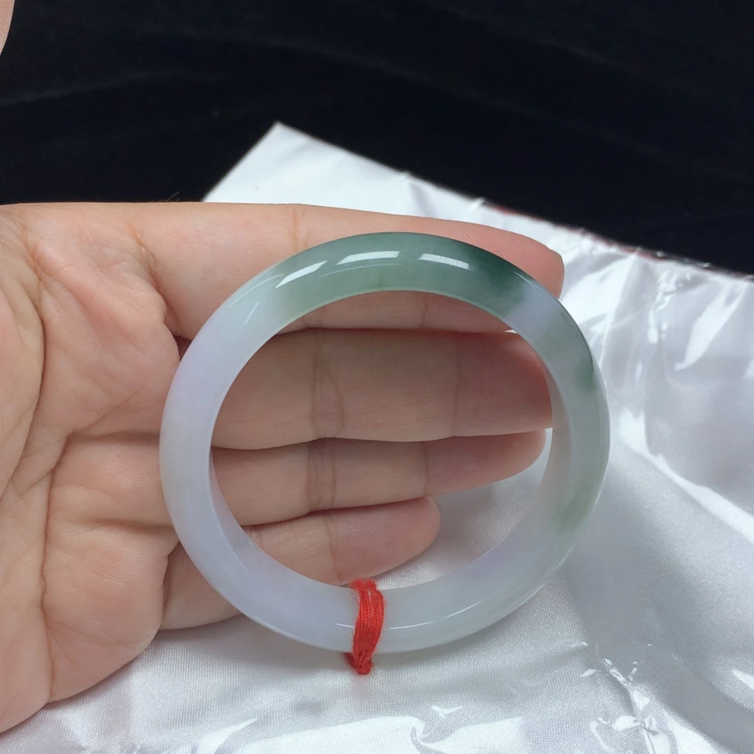 翡翠手镯未镶嵌正圈55.5