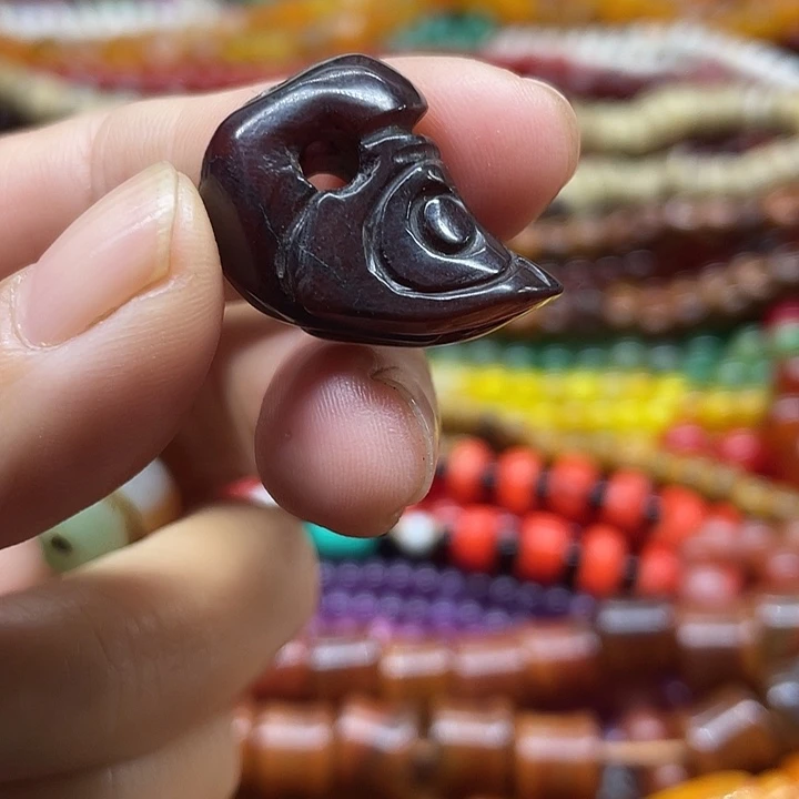 玛瑙/玉髓未镶嵌玛瑙项链。手链珠子