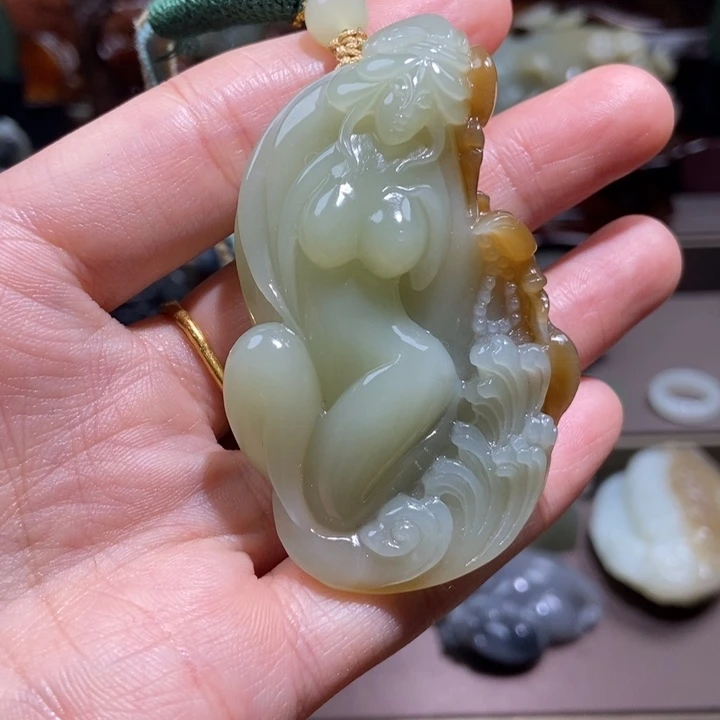 颈饰未镶嵌和田玉