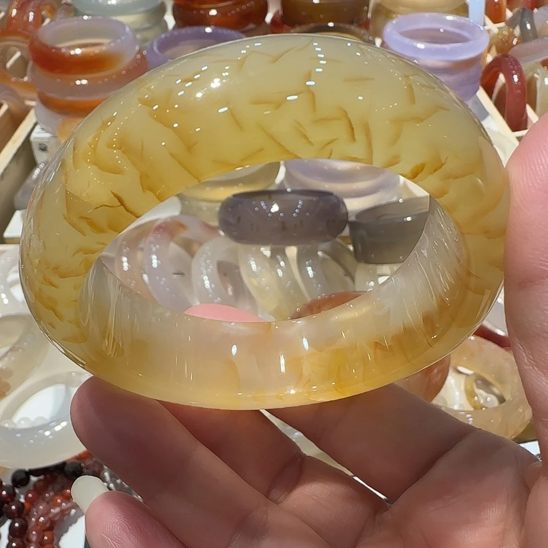 ****子玛瑙/玉髓未镶嵌手镯