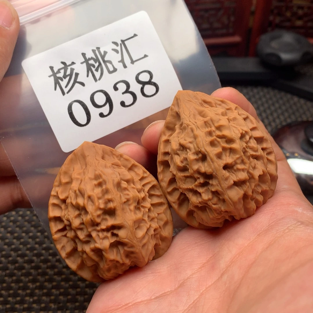 文玩核桃吊坠佛塔41