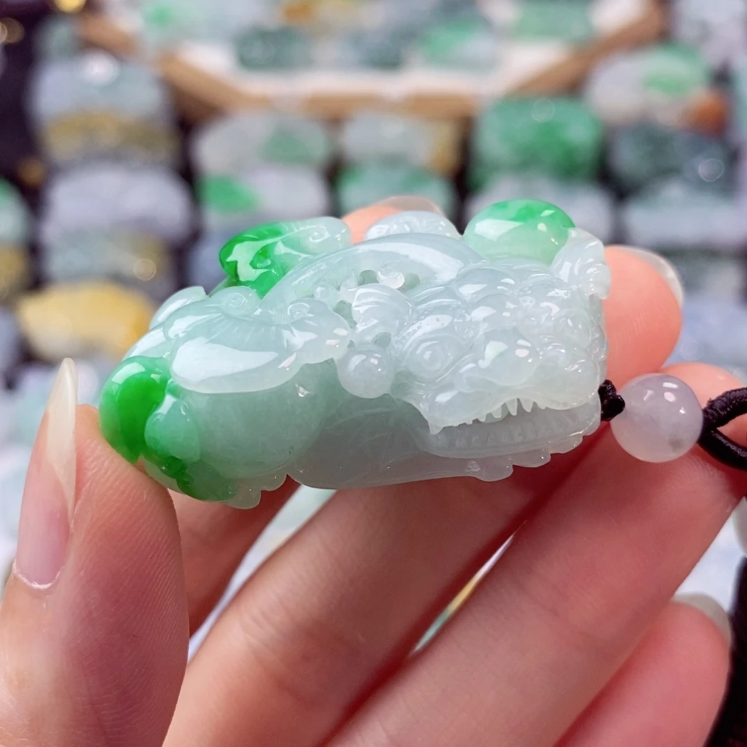 翡翠未镶嵌颈饰天然