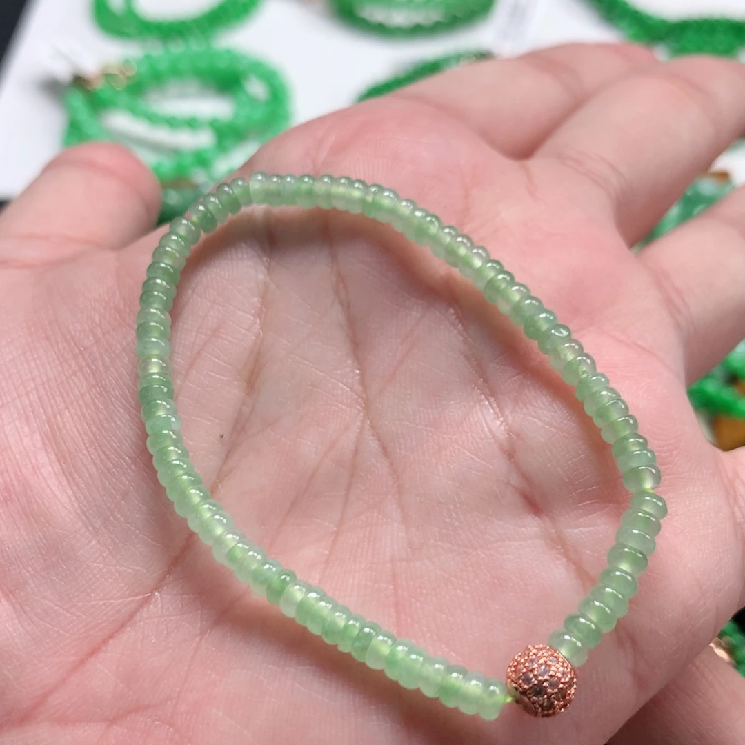 翡翠未镶嵌手链翡翠