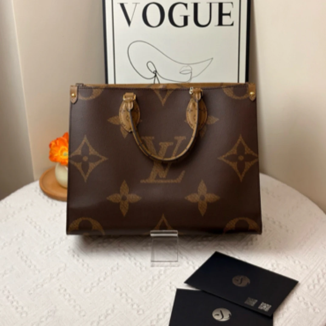 95新 LV onthego 老花托特包 芯片款/JW4676