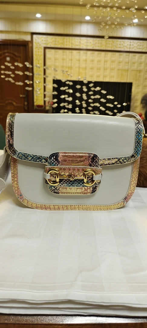 小众设计感时尚气质金色牛皮百搭肩包白色包包单肩轻奢斜跨包拼色