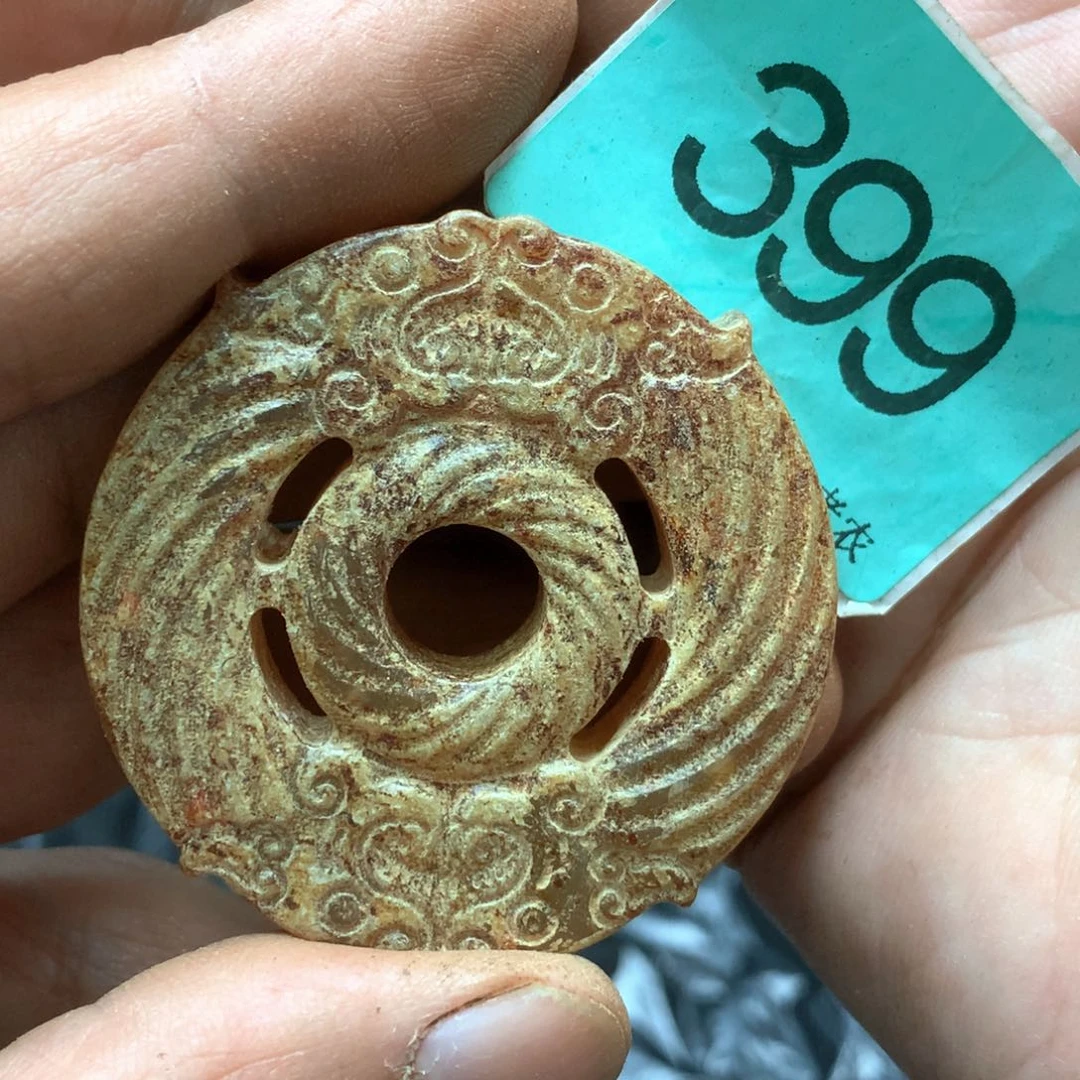 未镶嵌和田玉挂件