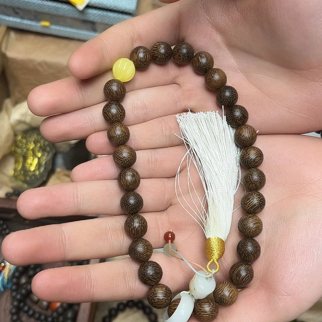 大叶紫檀（黑酸枝木类）