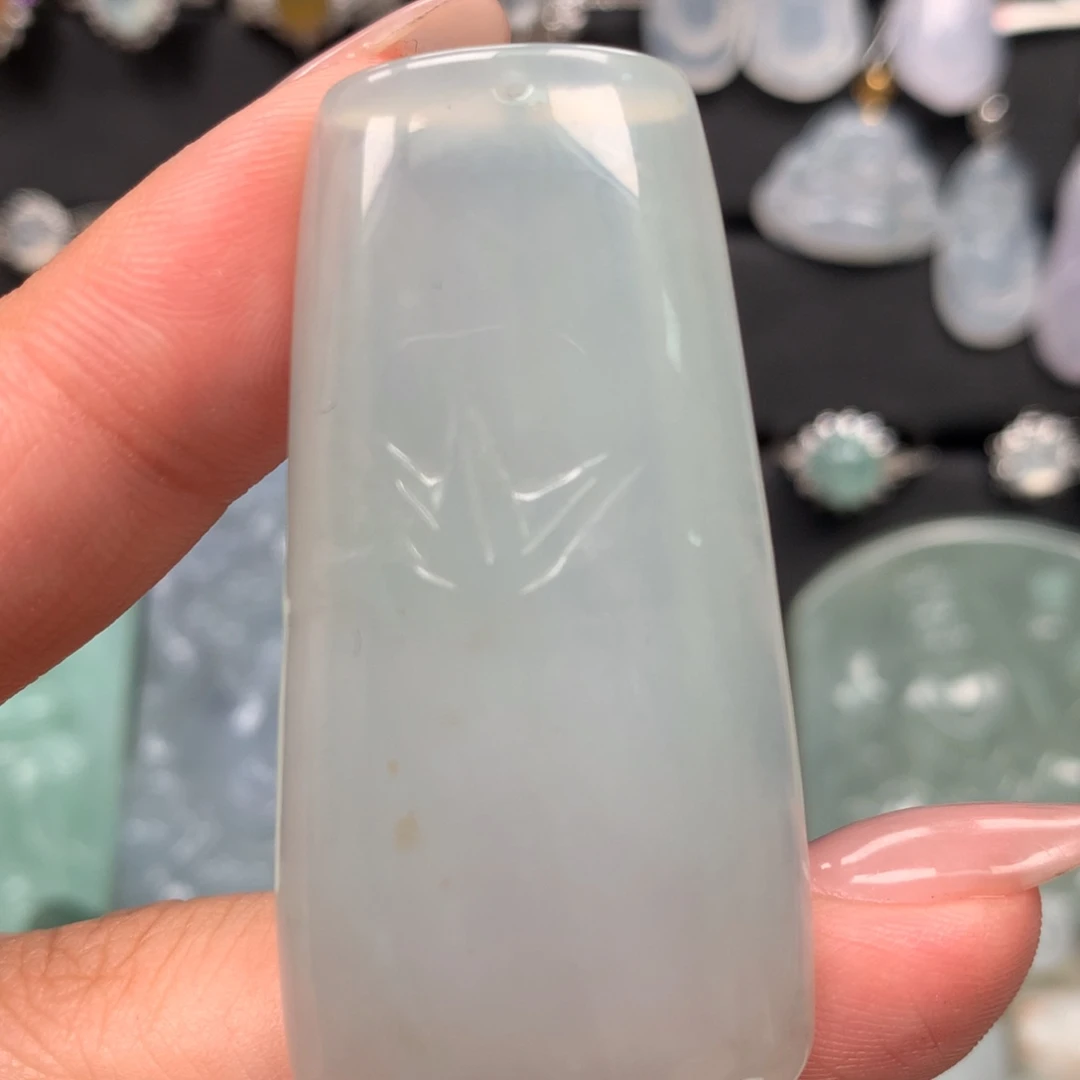 翡翠未镶嵌颈饰竹节玉牌