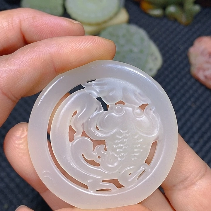 未镶嵌手链和田玉（糖玉）