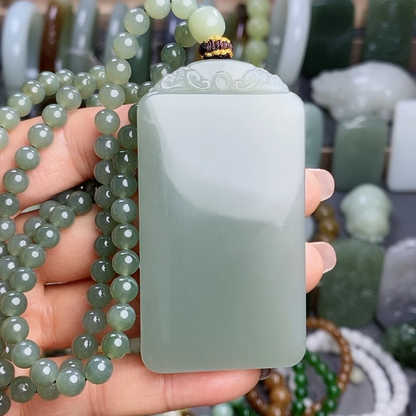 【闪购商品】颈饰未镶嵌和田玉