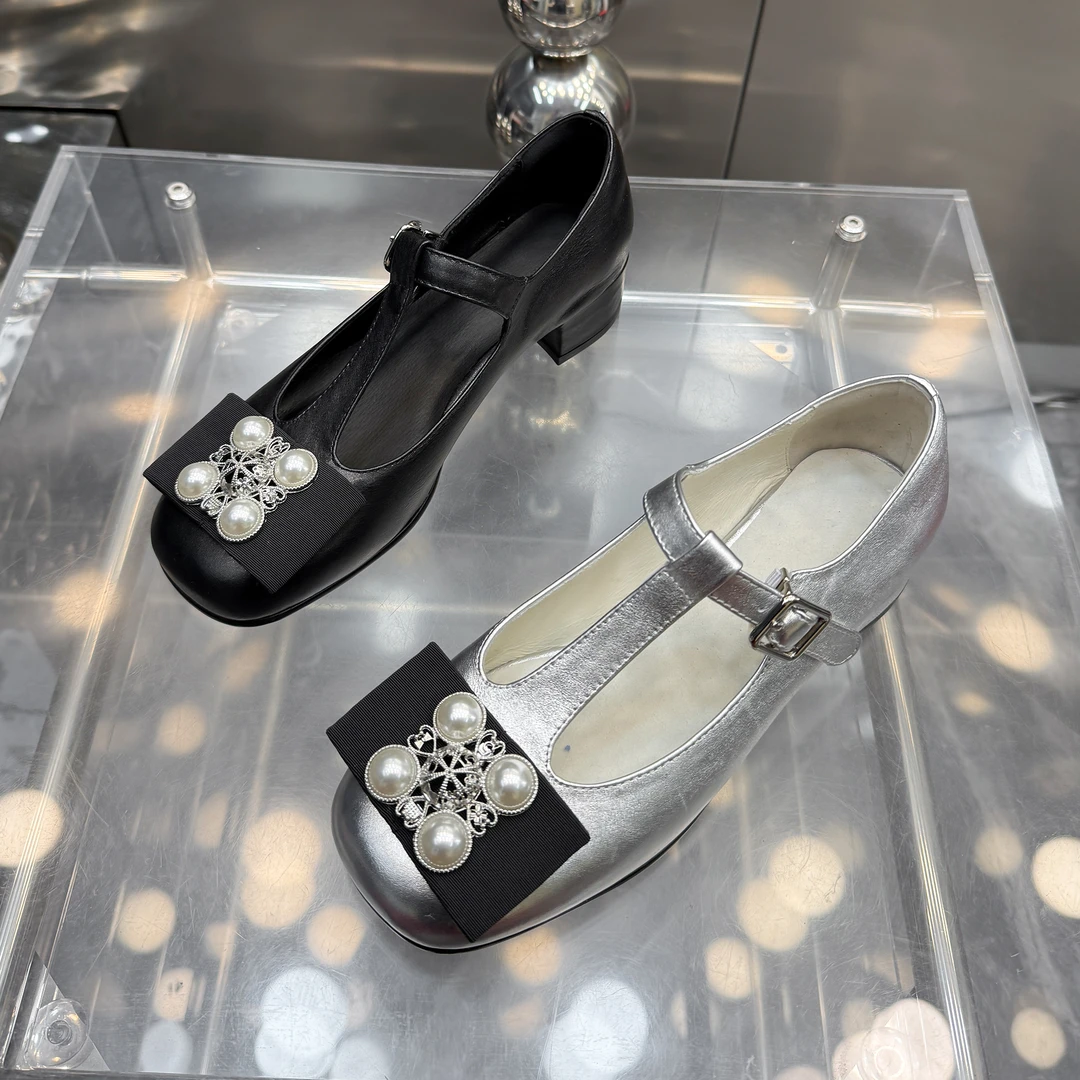 【现货】欧洲站2025春季新款小香风粗跟真皮复古珍珠玛丽珍鞋6786-1
