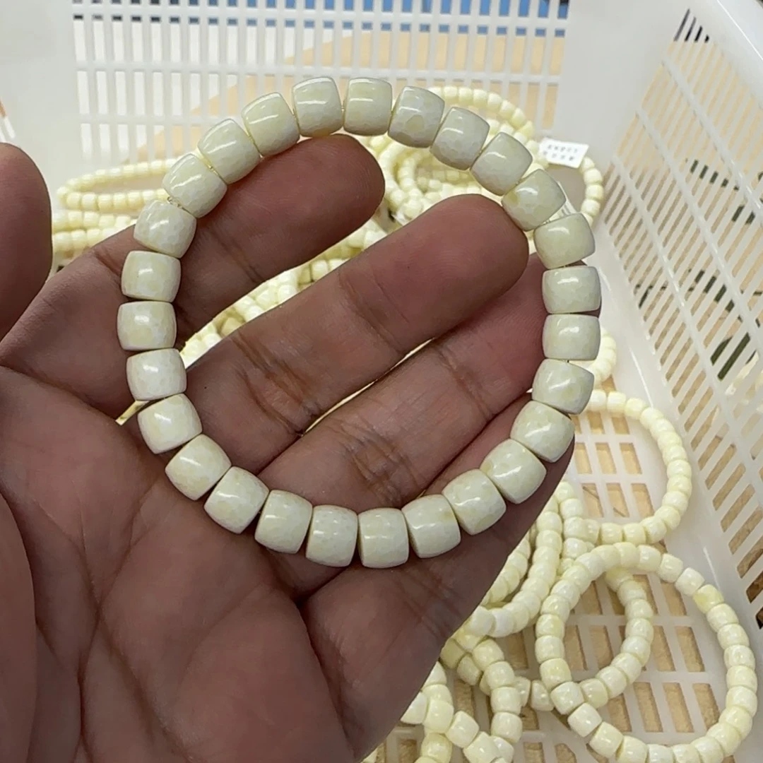 白玉菩提吊坠白色303