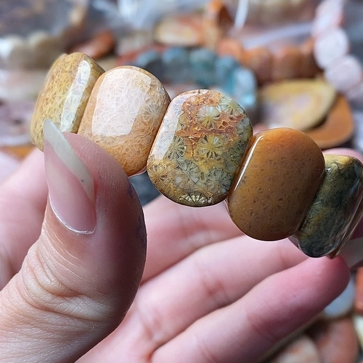 柑***＿硅化玉未镶嵌吊坠