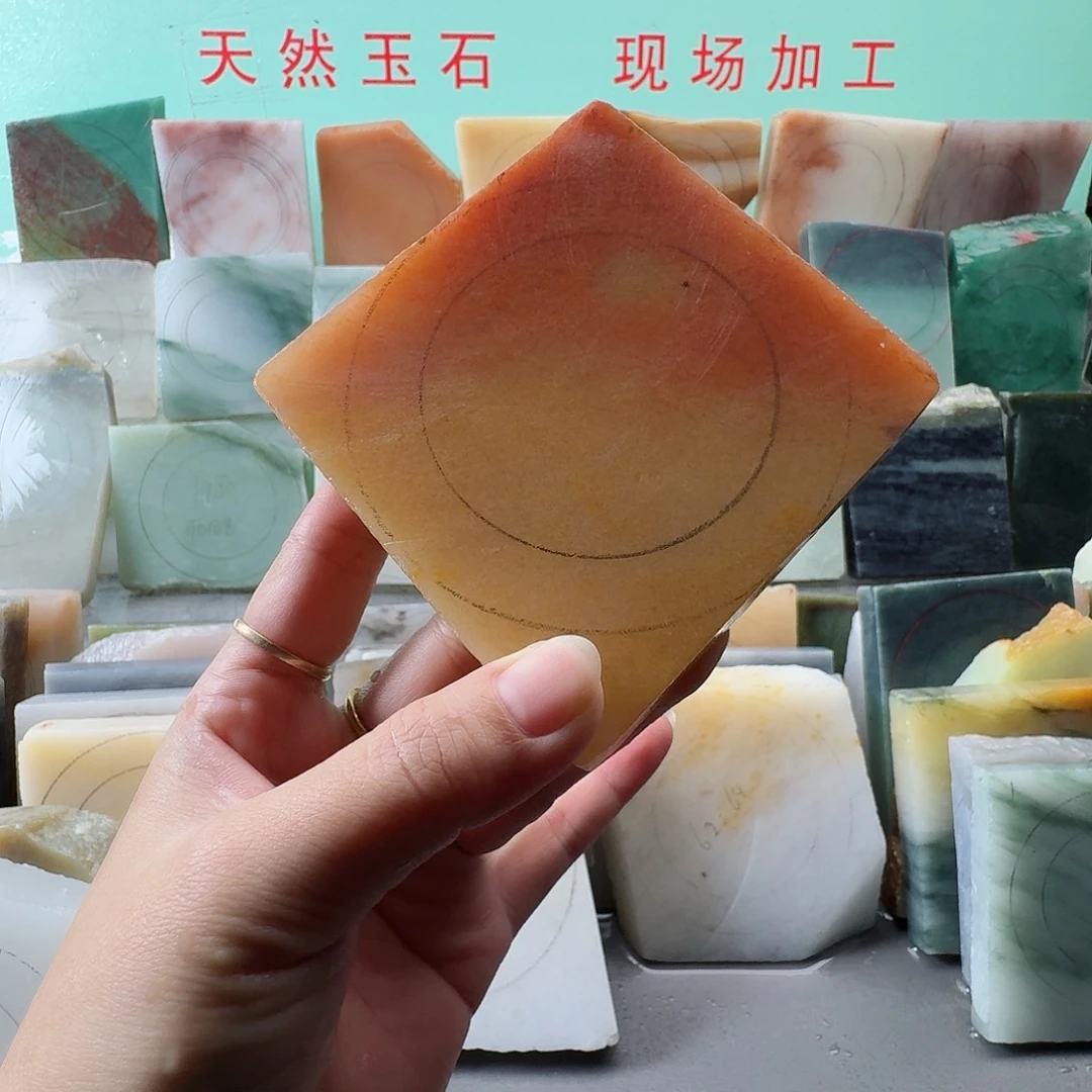 未镶嵌手镯石英质玉（金丝玉）手镯定制