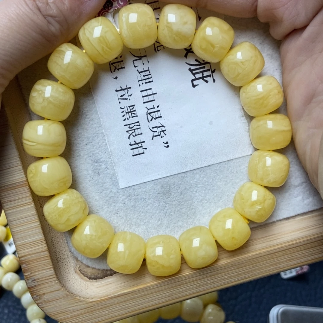 琥珀未镶嵌珠宝奇石13
