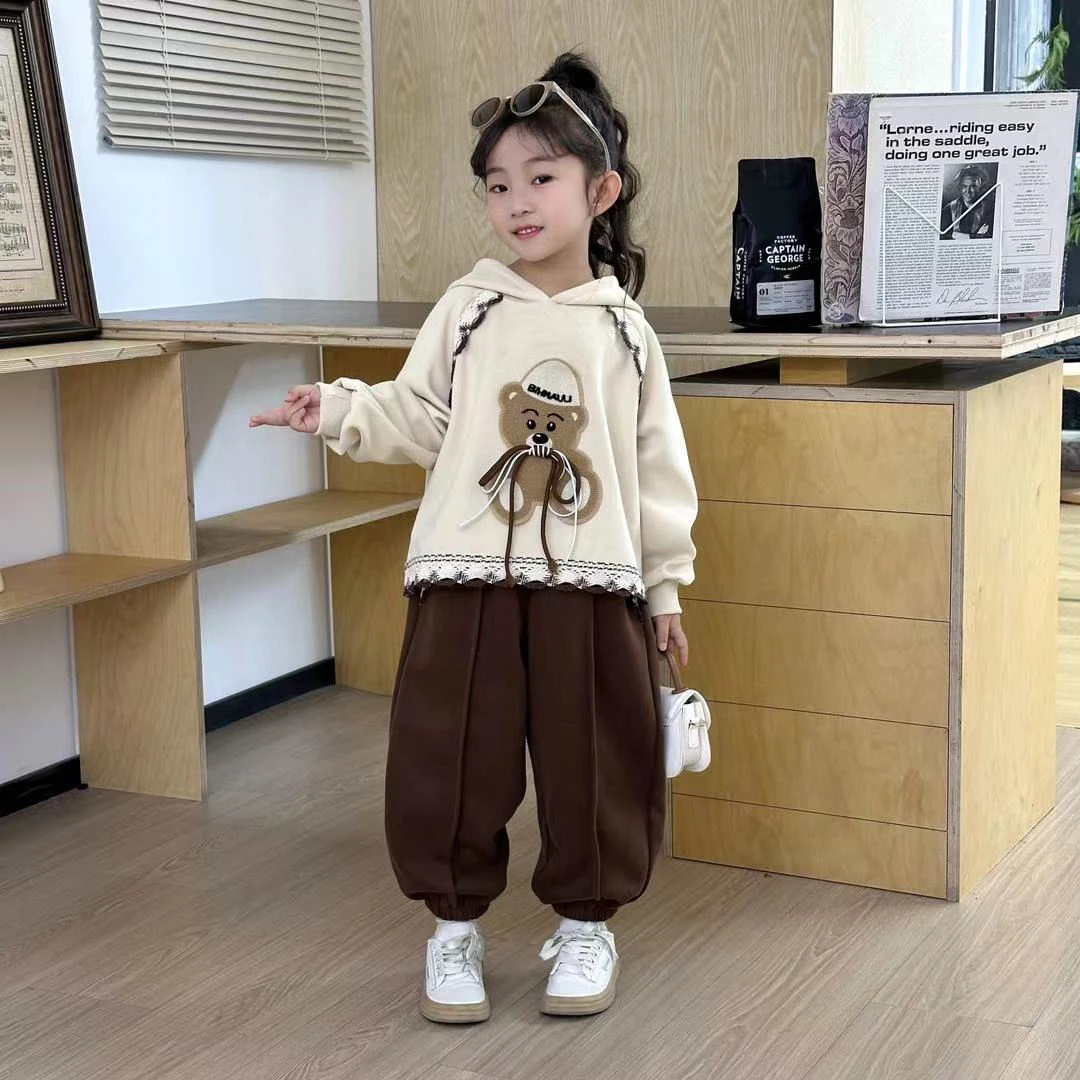 女童春秋套装2025新款洋气儿童小熊卫衣休闲裤时髦宝宝卡通两件套