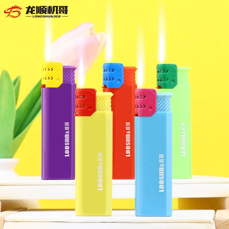 龙顺新款防风打火机零售批发家用加厚按压一次性打火机