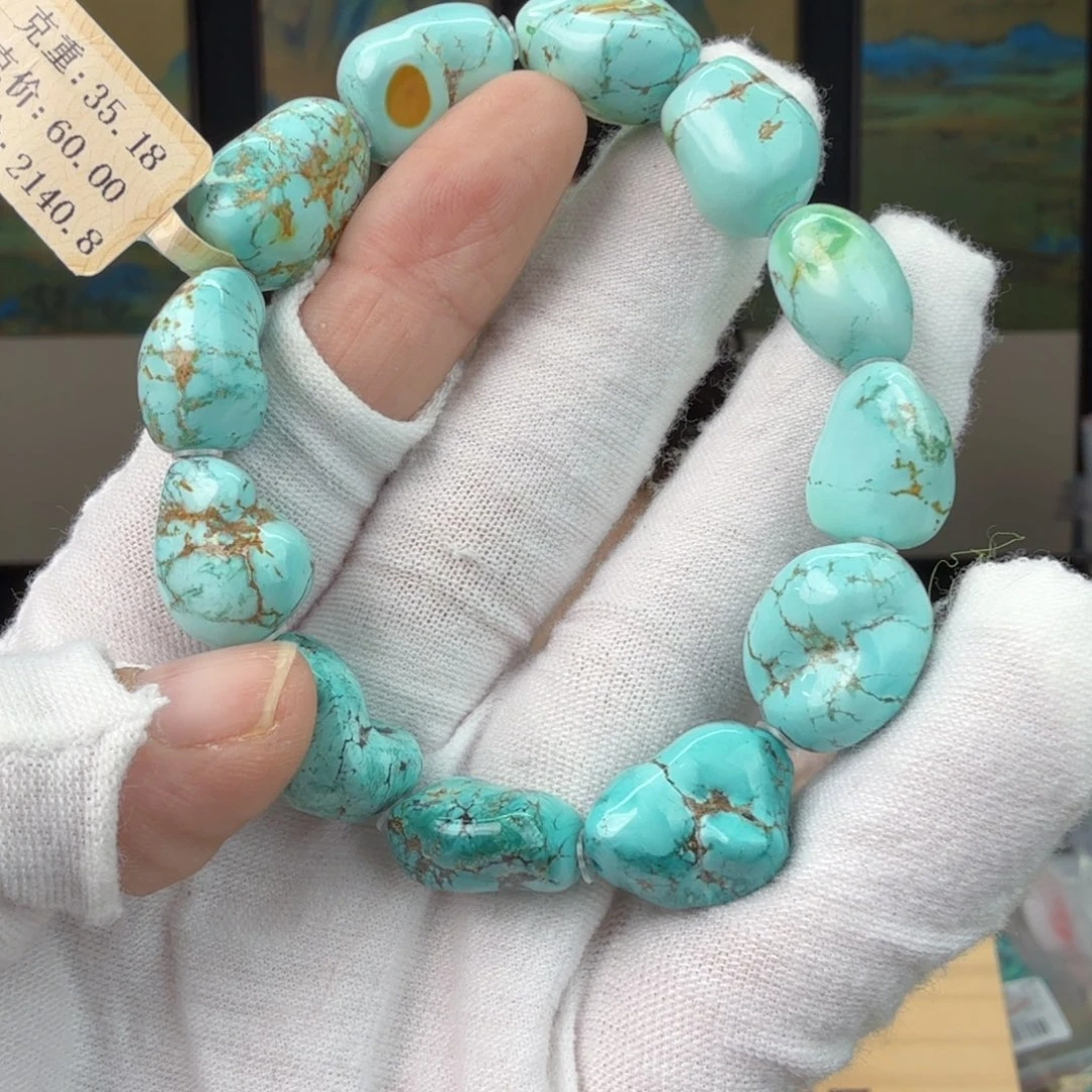 绿松石未镶嵌珠宝奇石