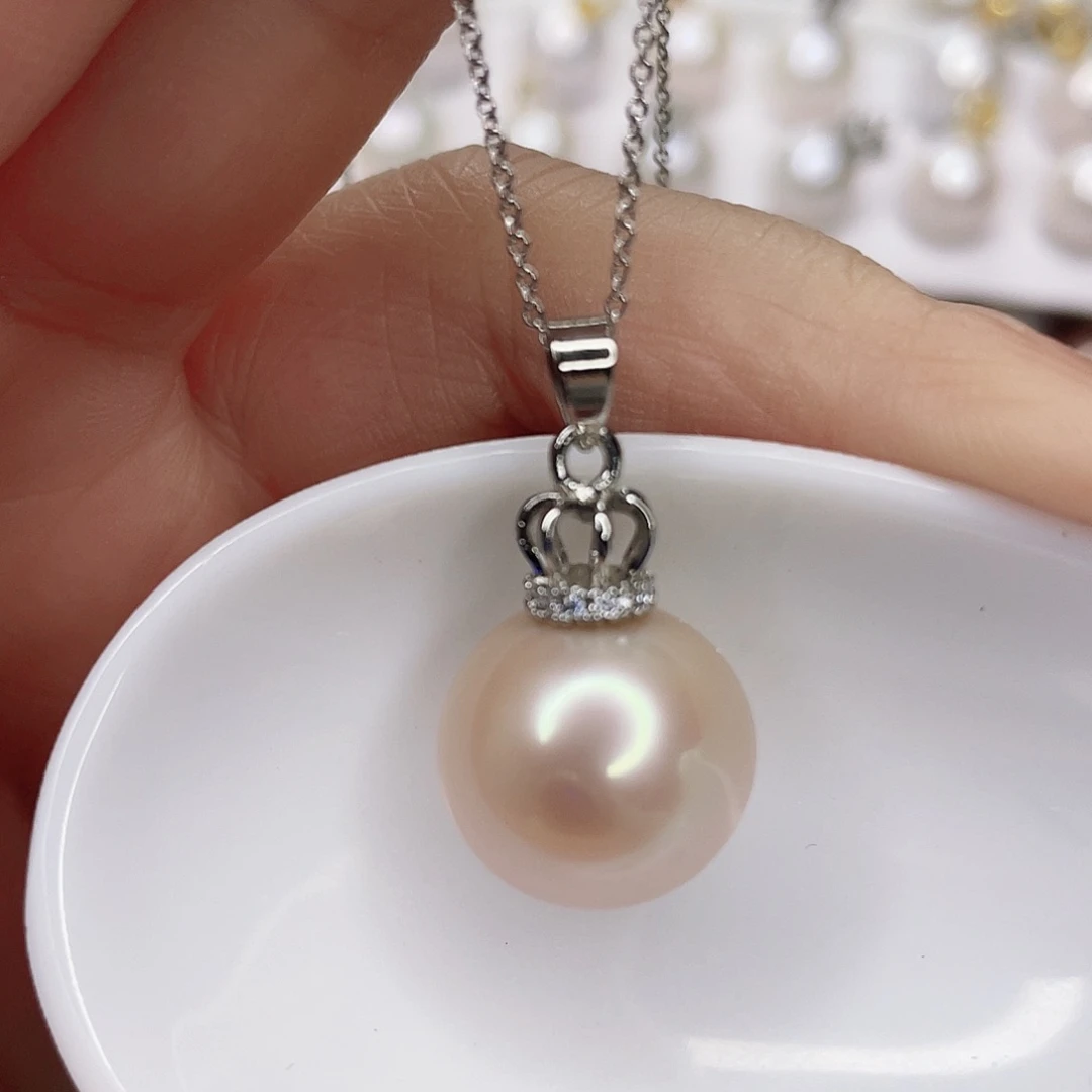 淡水珍珠吊坠(赠链)未镶嵌