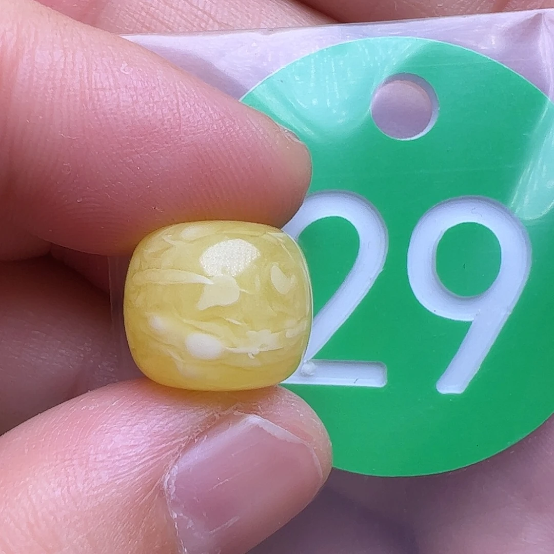 蜜蜡未镶嵌珠宝奇石12.5mm微瑕