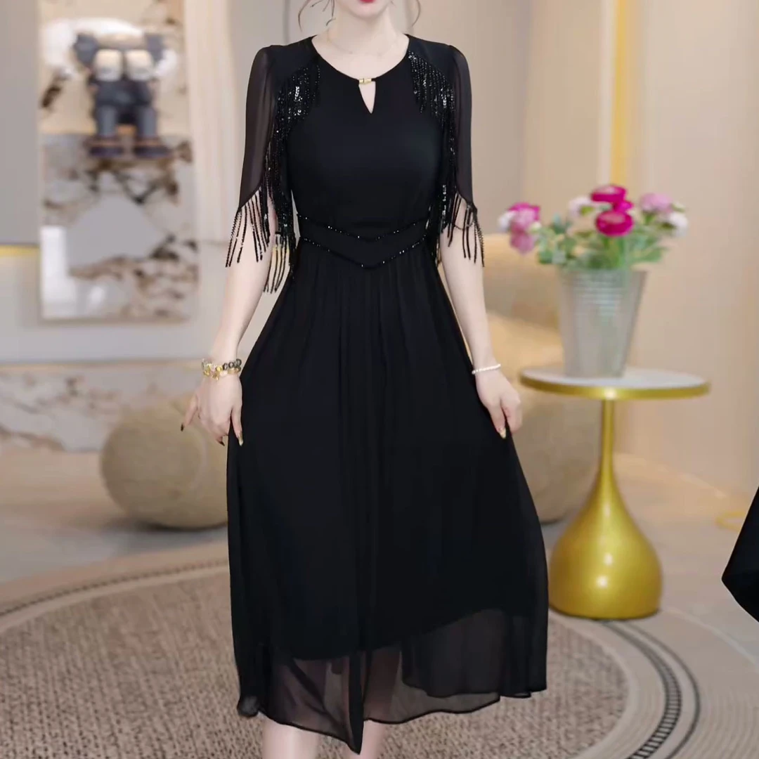 气质连衣裙女2025夏季新款高级感收腰显瘦裙子爆款复古优雅长裙