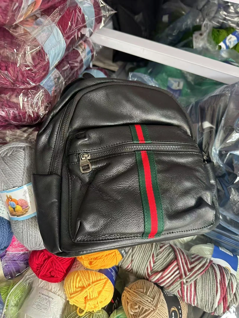 各种毛线，包包，洗碗巾，毛巾等