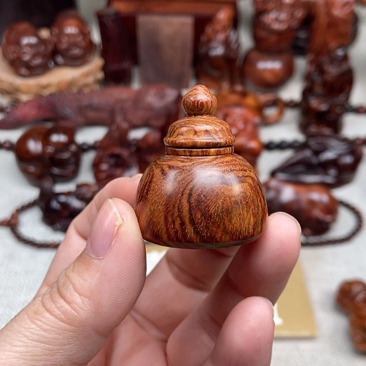 花梨木类端景台品香罐